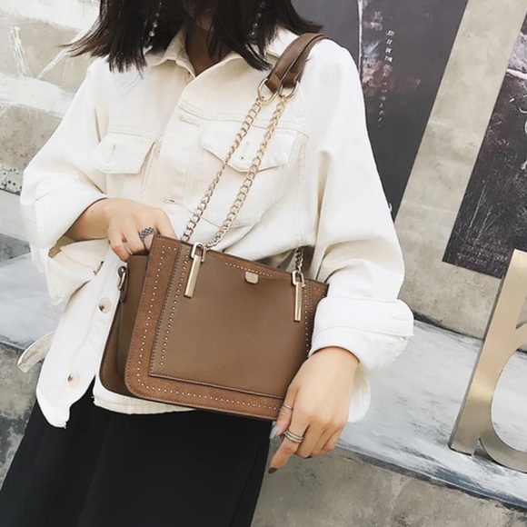 🆕JULIA Rivet Chain Shoulder Bag - Picture 2 of 11